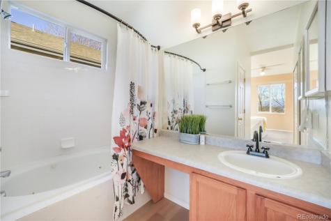 7170 Leeside View Colorado Springs CO 80922