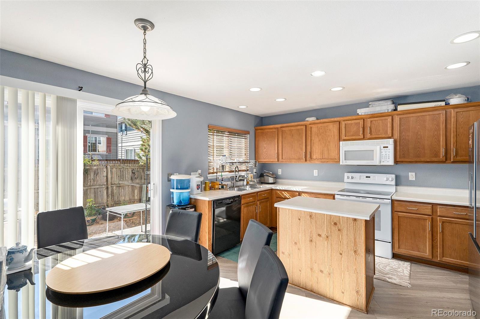 16184 E Hinsdale Avenue Aurora CO 80016