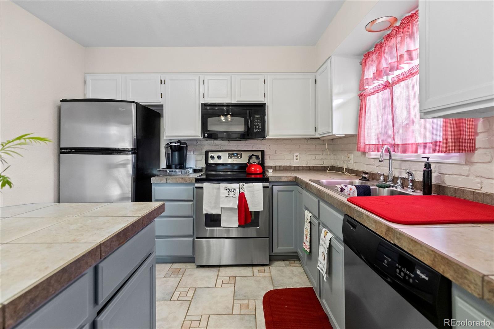 49 Curtis Court Broomfield CO 80020