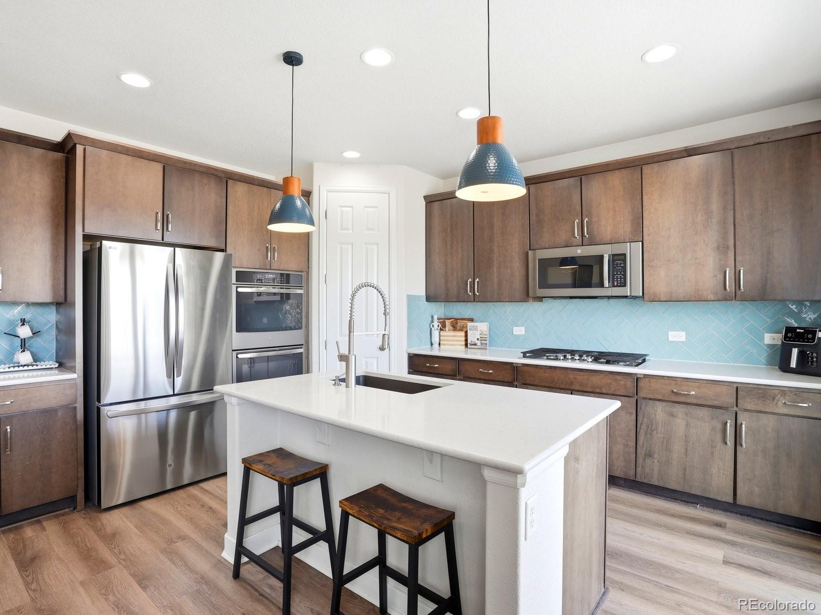 7410 S Old Hammer Way Aurora CO 80016