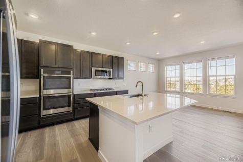 24515 E Kettle Court Aurora CO 80016