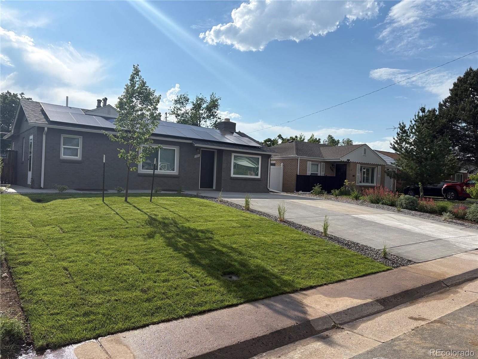 1749 Macon Street Aurora CO 80010