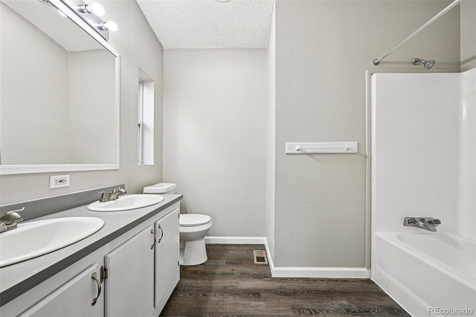 7041 Ash Court Commerce City CO 80022