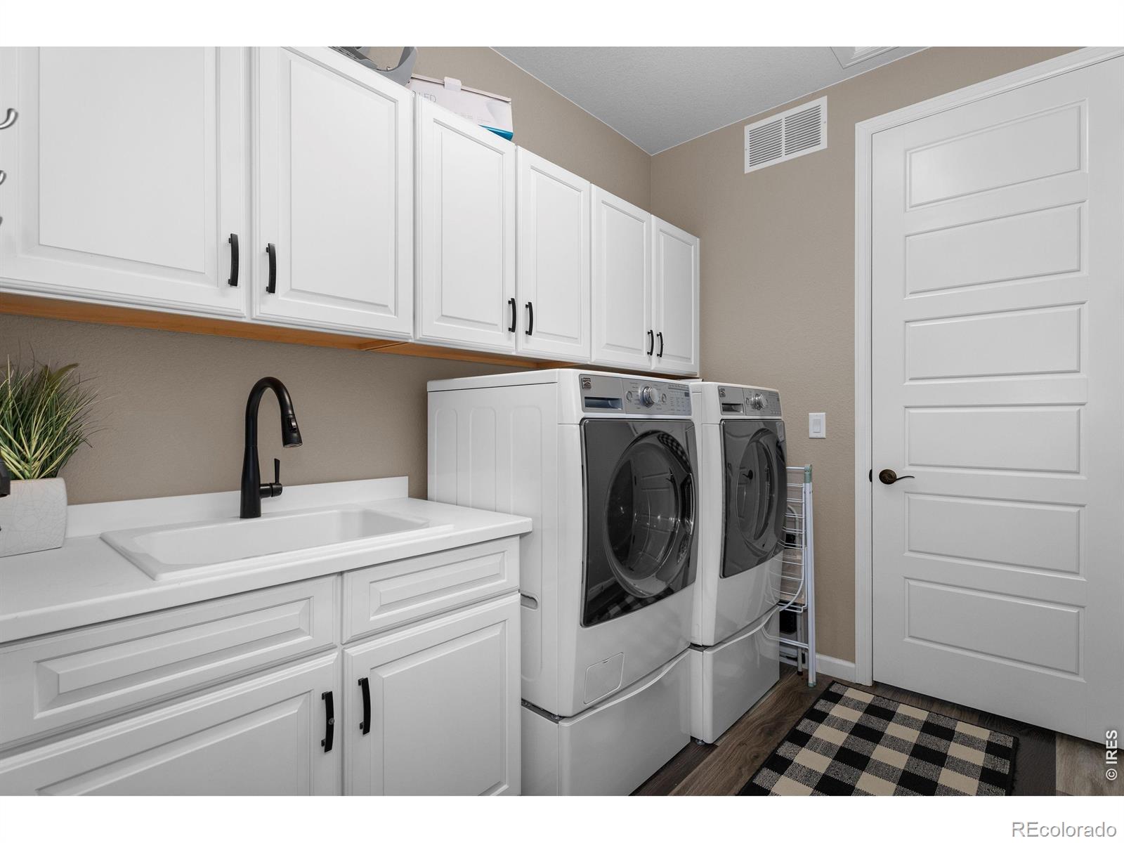 3988 Grand Baker Street Aurora CO 80019