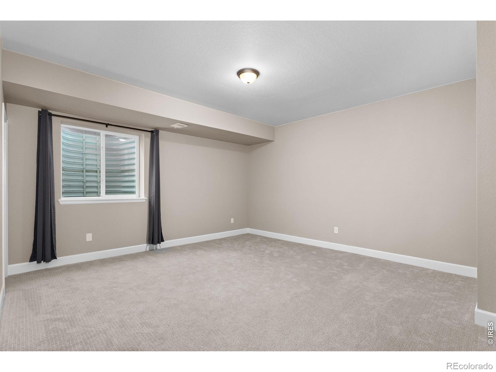 3988 Grand Baker Street Aurora CO 80019