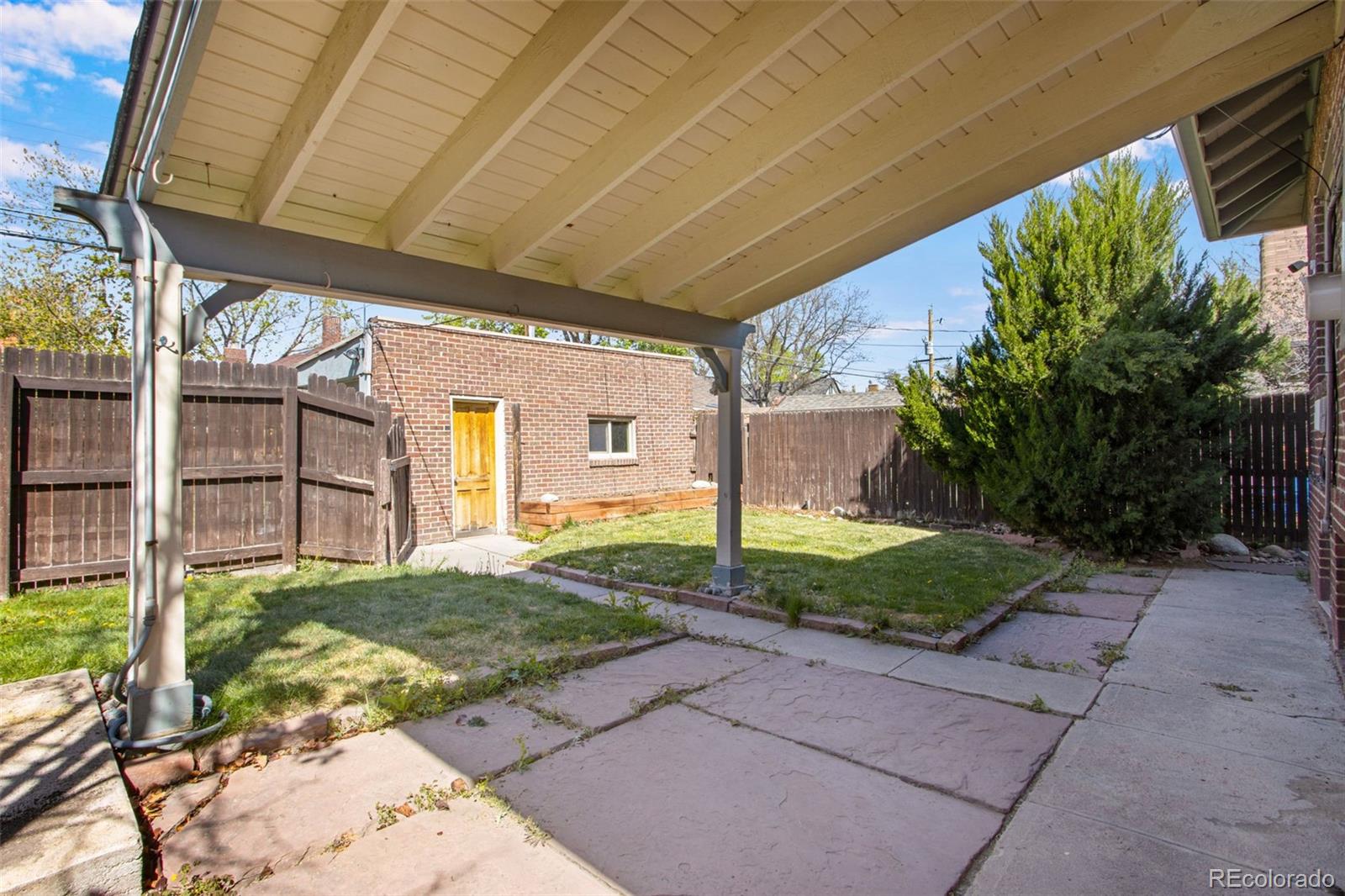 2511 Birch Street Denver CO 80207