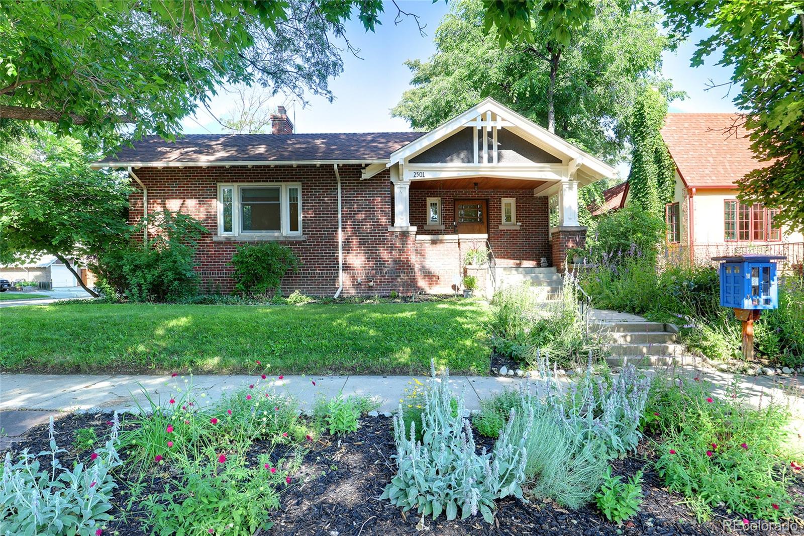 2501 Bellaire Street Denver CO 80207