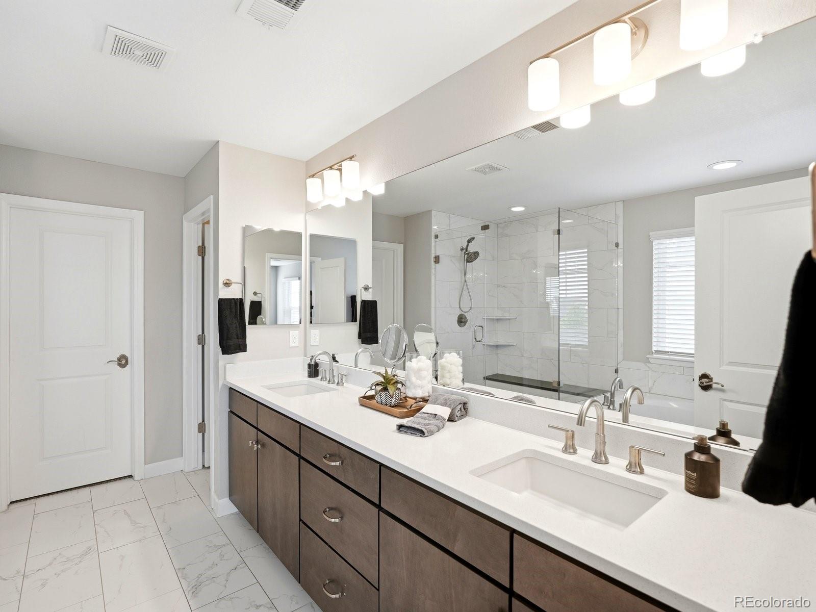 22617 E Tufts Avenue Aurora CO 80015