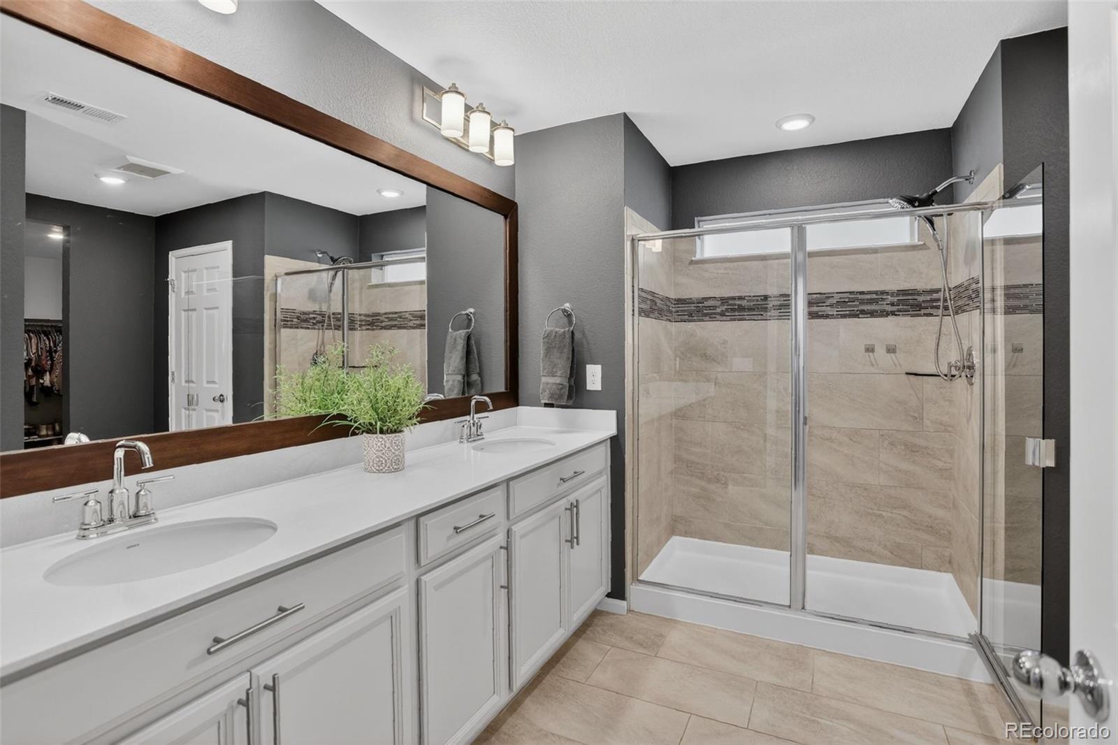 23952 E Minnow Circle Aurora CO 80016