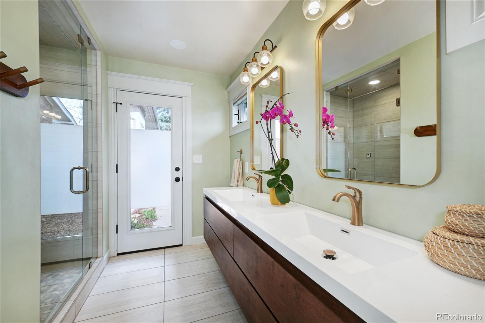 3869 Newton Street Denver CO 80211