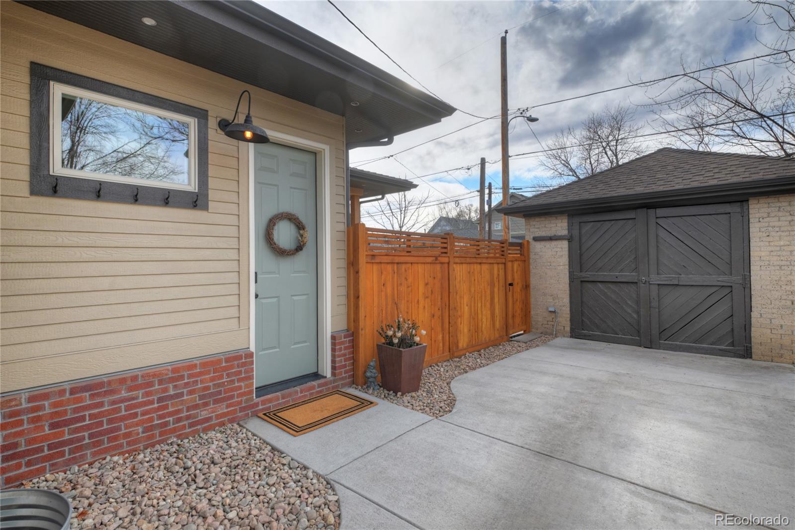 3869 Newton Street Denver CO 80211