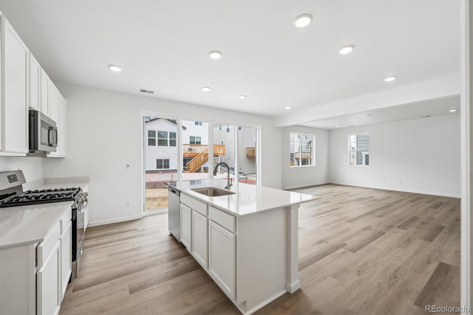 475 S Salida Street Aurora CO 80017