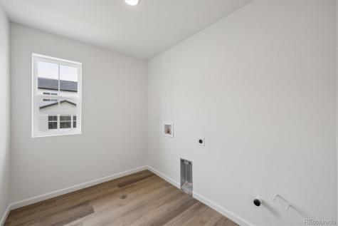 475 S Salida Street Aurora CO 80017