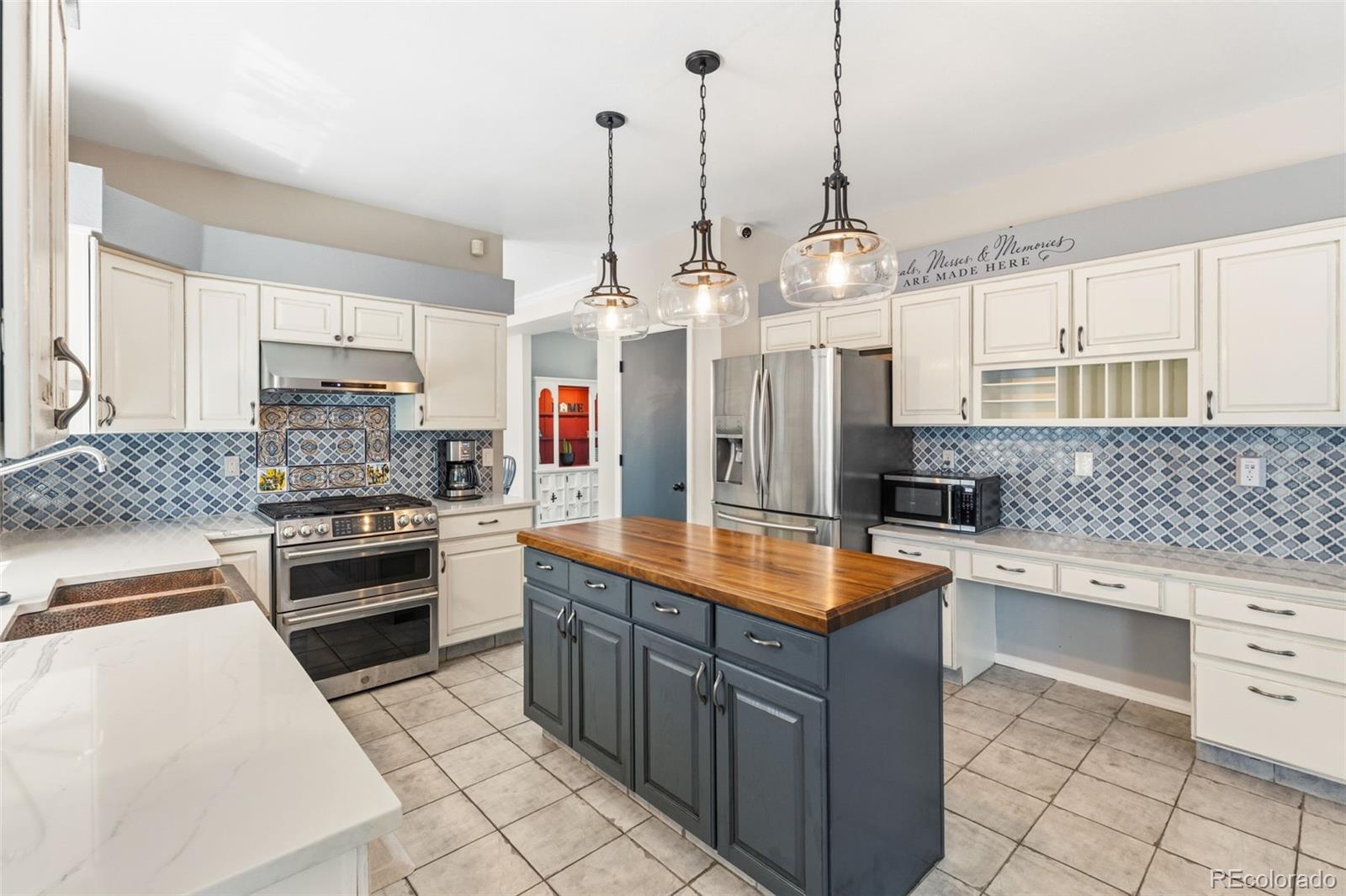 8925 Edgefield Drive Colorado Springs CO 80920