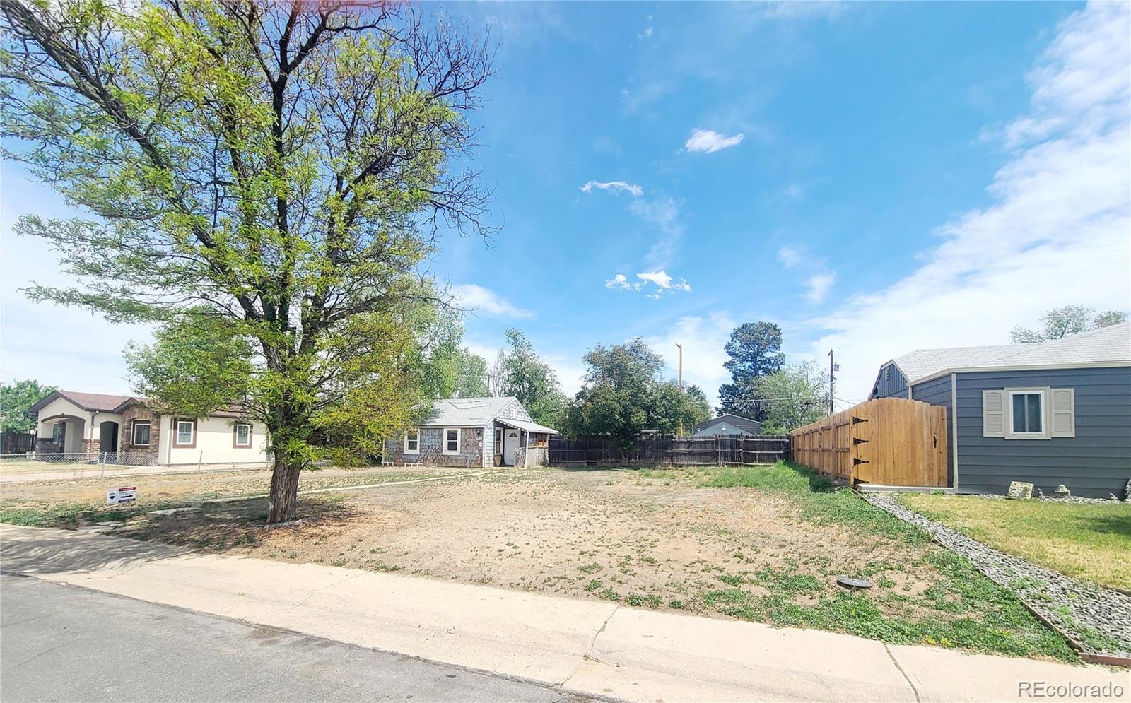 2218 Fulton Street Aurora CO 80010