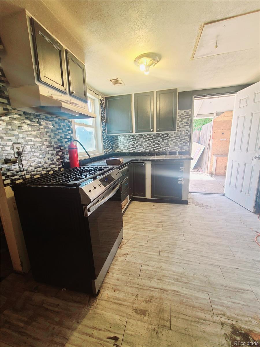 2218 Fulton Street Aurora CO 80010