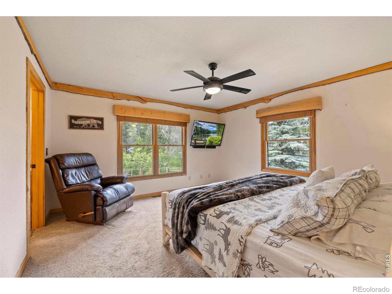 428 Rustic Road Bellvue CO 80512
