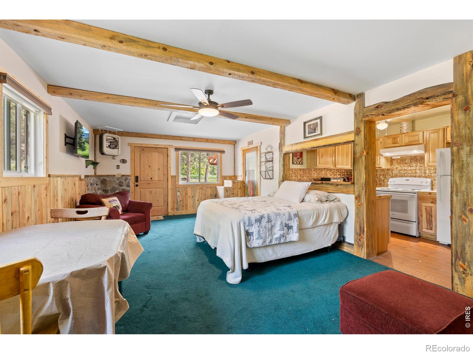 428 Rustic Road Bellvue CO 80512