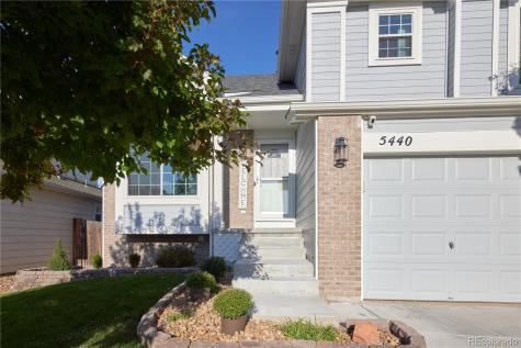 5440 S Versailles Way Aurora CO 80015