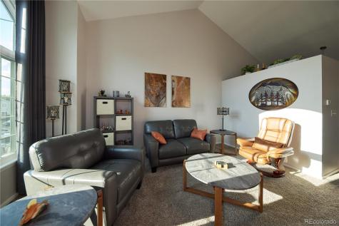 5440 S Versailles Way Aurora CO 80015
