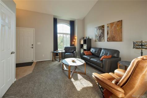 5440 S Versailles Way Aurora CO 80015