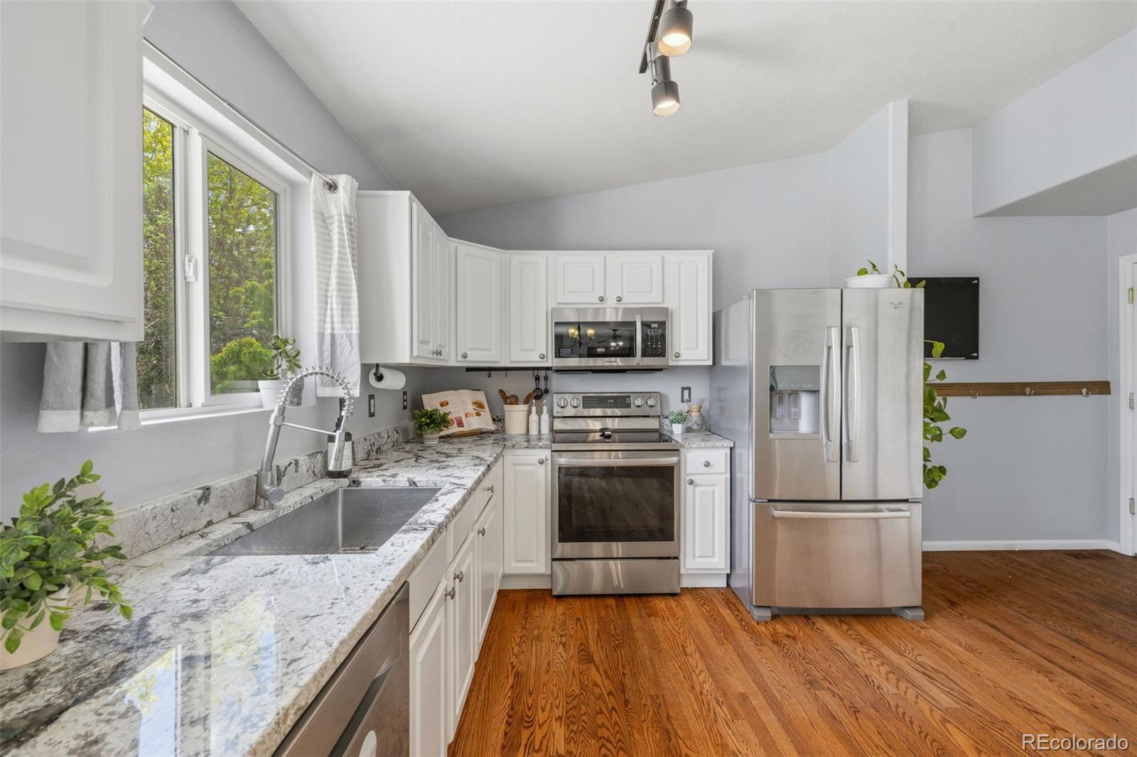 7026 Pine Hills Way Littleton CO 80125