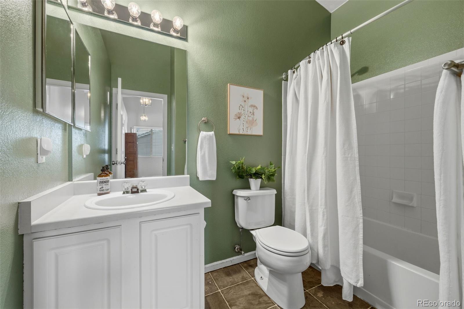7026 Pine Hills Way Littleton CO 80125