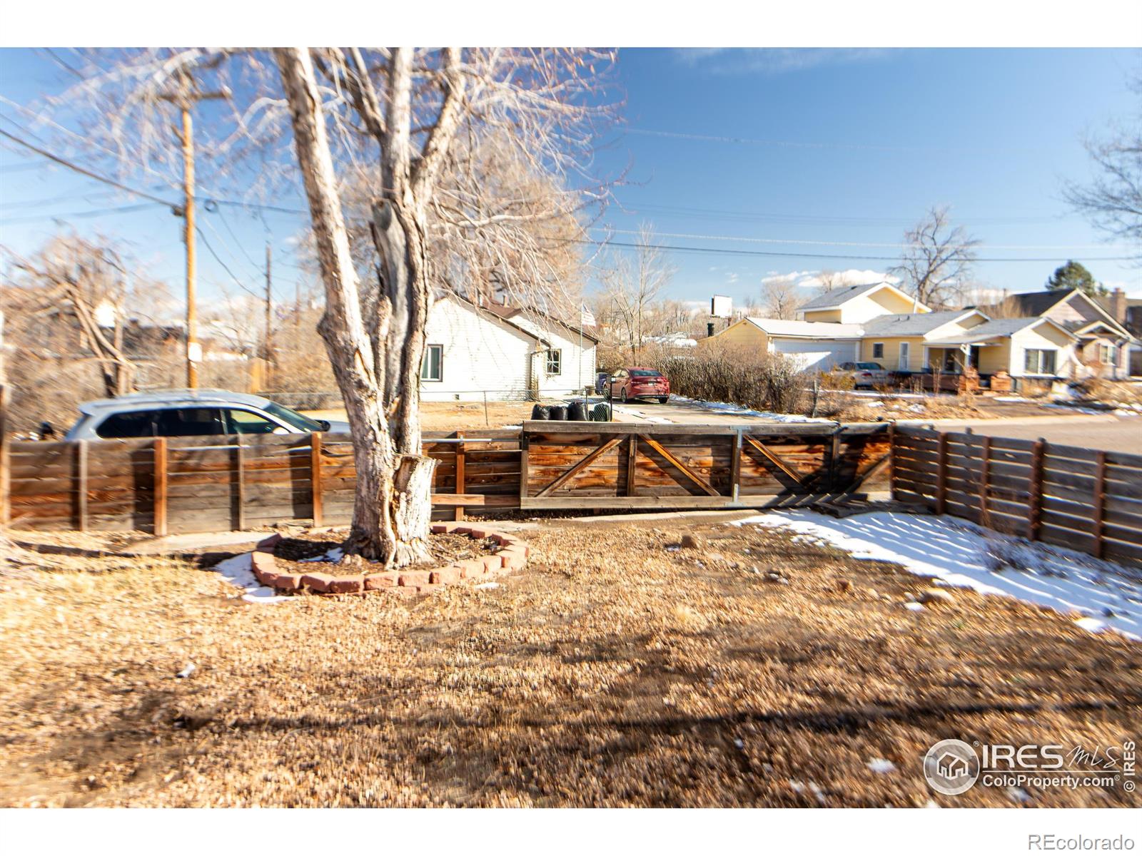 927 S Yates Street Denver CO 80219
