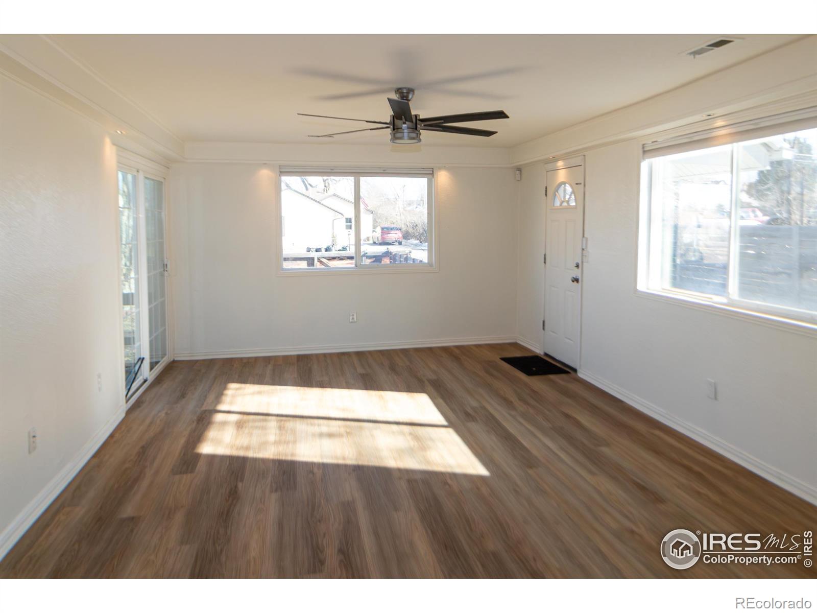 927 S Yates Street Denver CO 80219