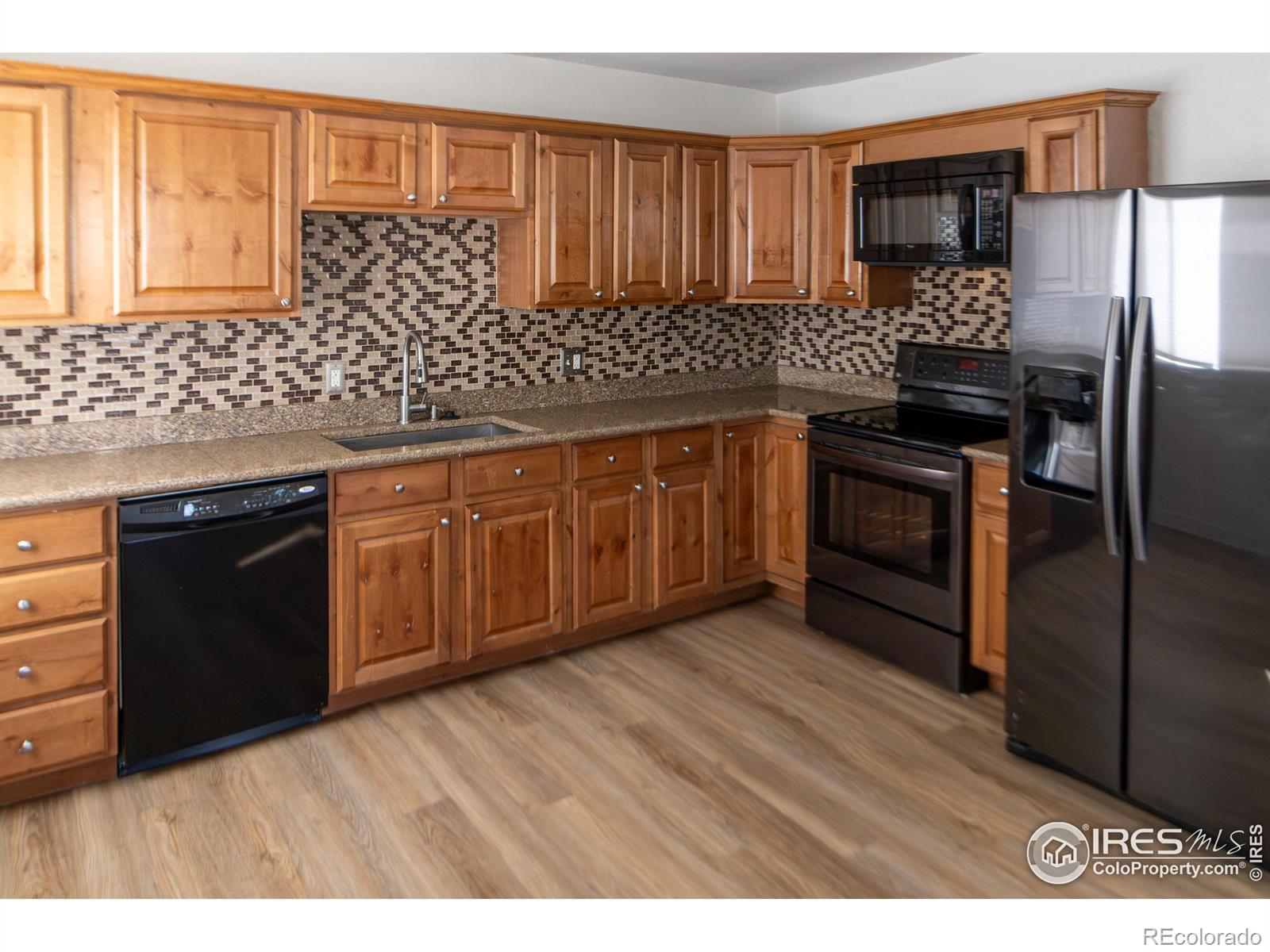 927 S Yates Street Denver CO 80219