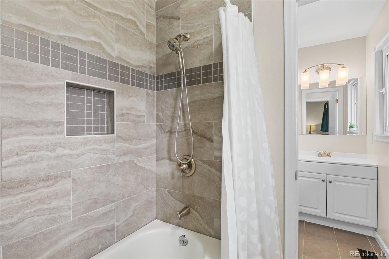 2644 S Norfolk Street Aurora CO 80013