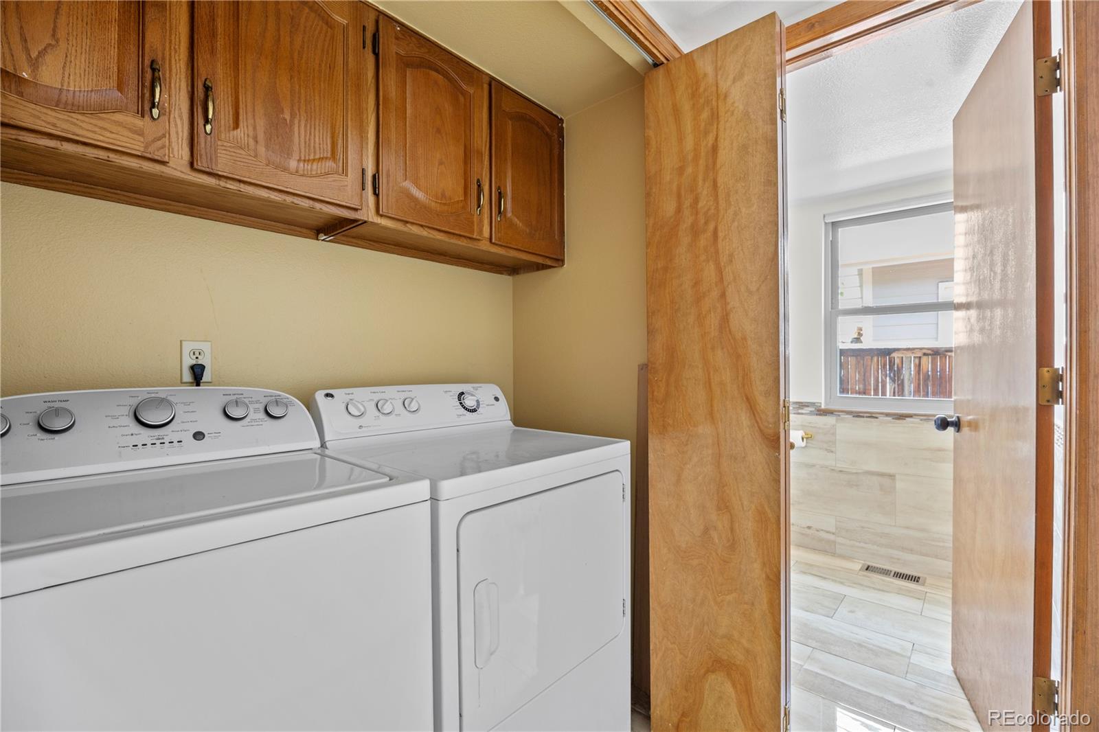 8725 Meadowlark Circle Highlands Ranch CO 80126