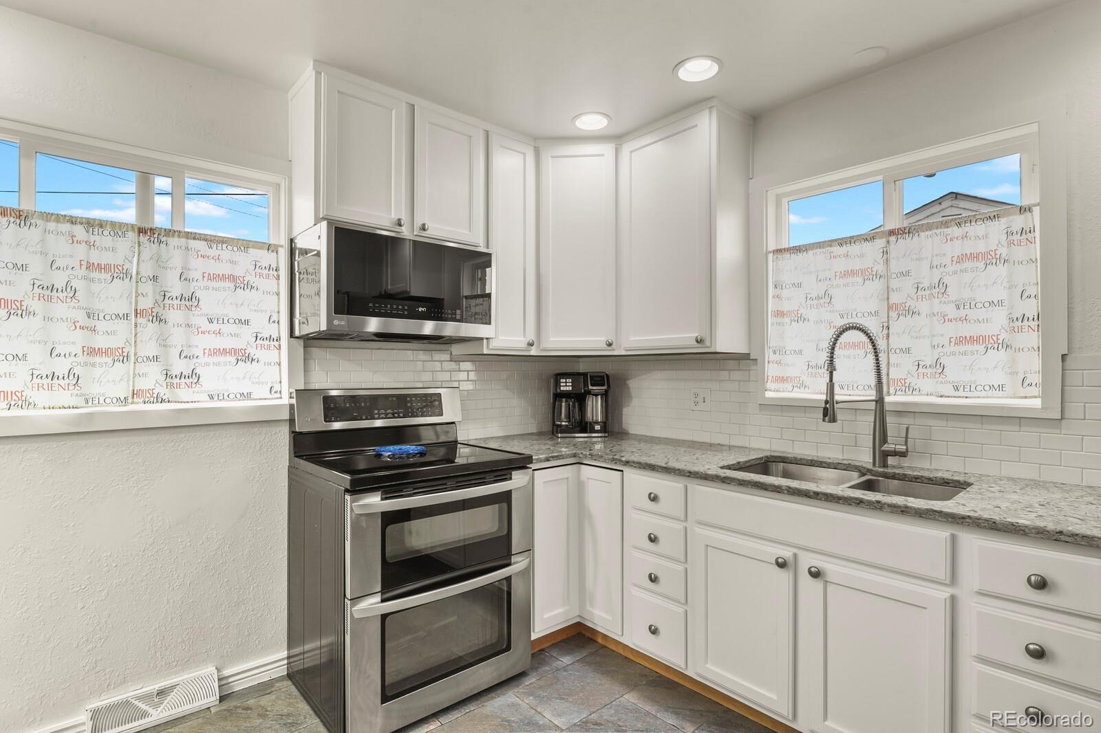 7201 Avrum Drive Denver CO 80221