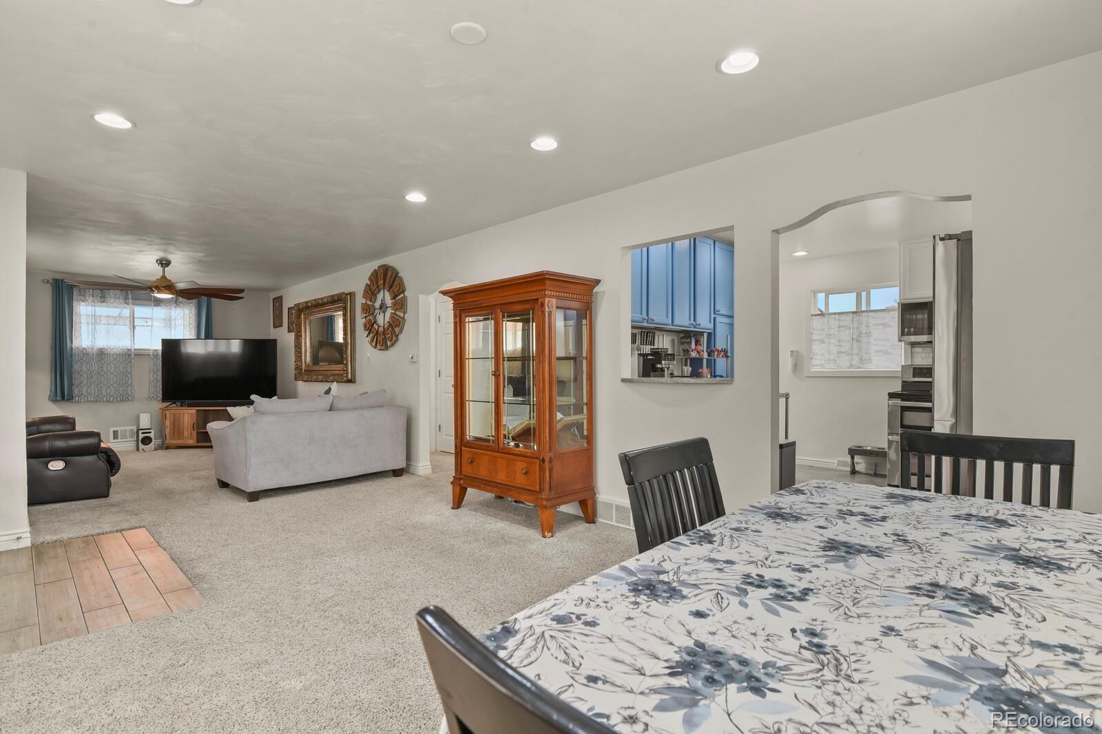7201 Avrum Drive Denver CO 80221