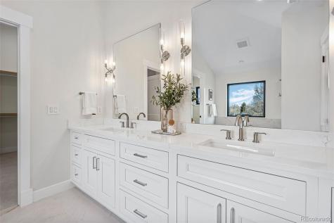 2851 S Dexter Way Denver CO 80222