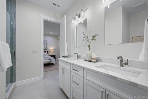 2851 S Dexter Way Denver CO 80222