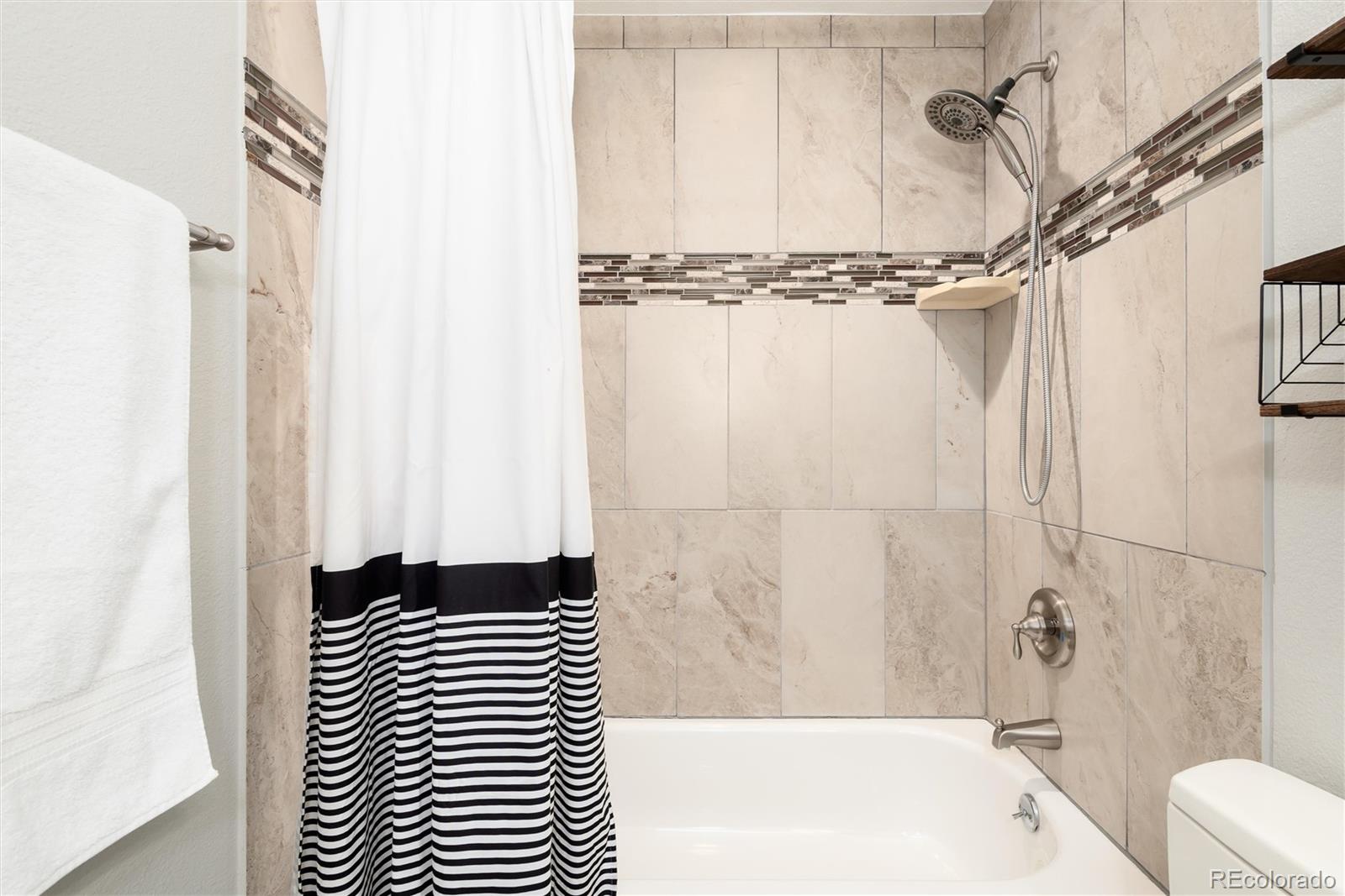 7564 S Xenia Court Centennial CO 80112