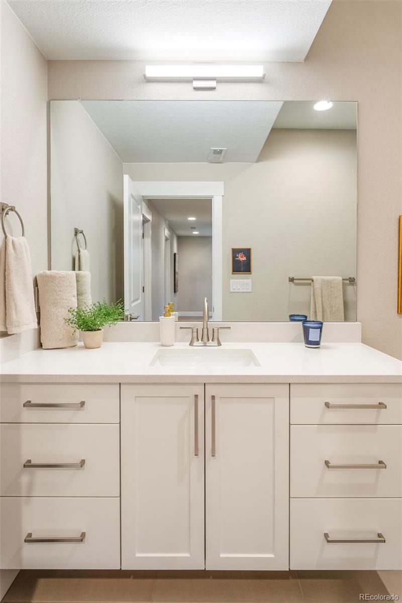 5689 Zuni Court Denver CO 80221