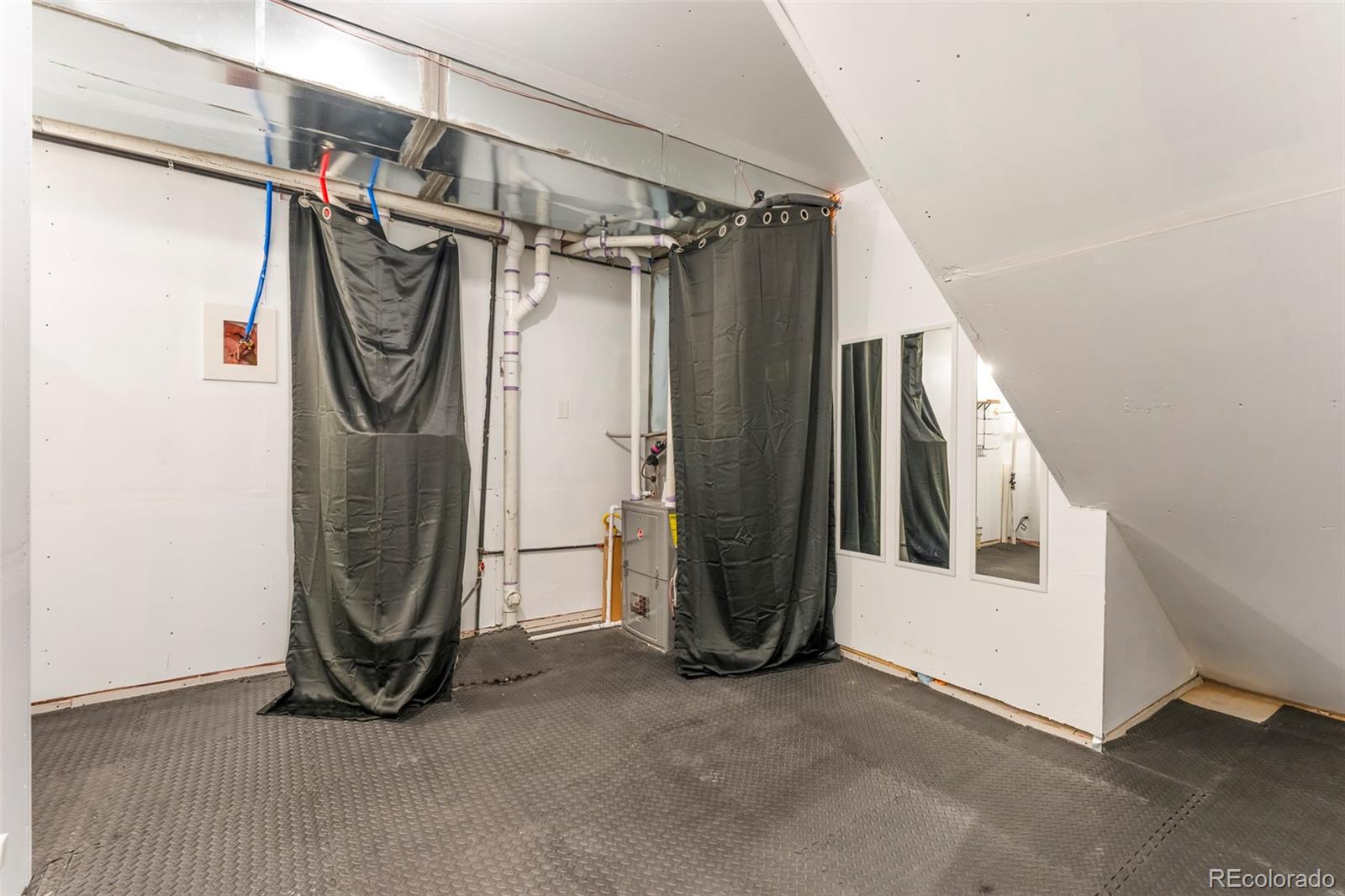 5689 Zuni Court Denver CO 80221