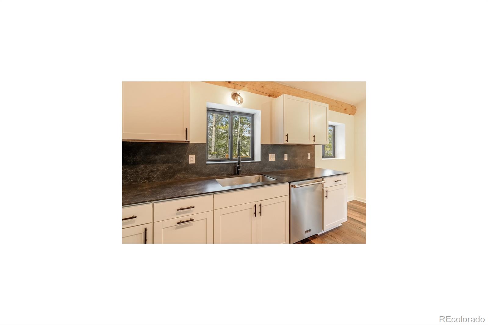 148 N Aspen Street Alma CO 80420