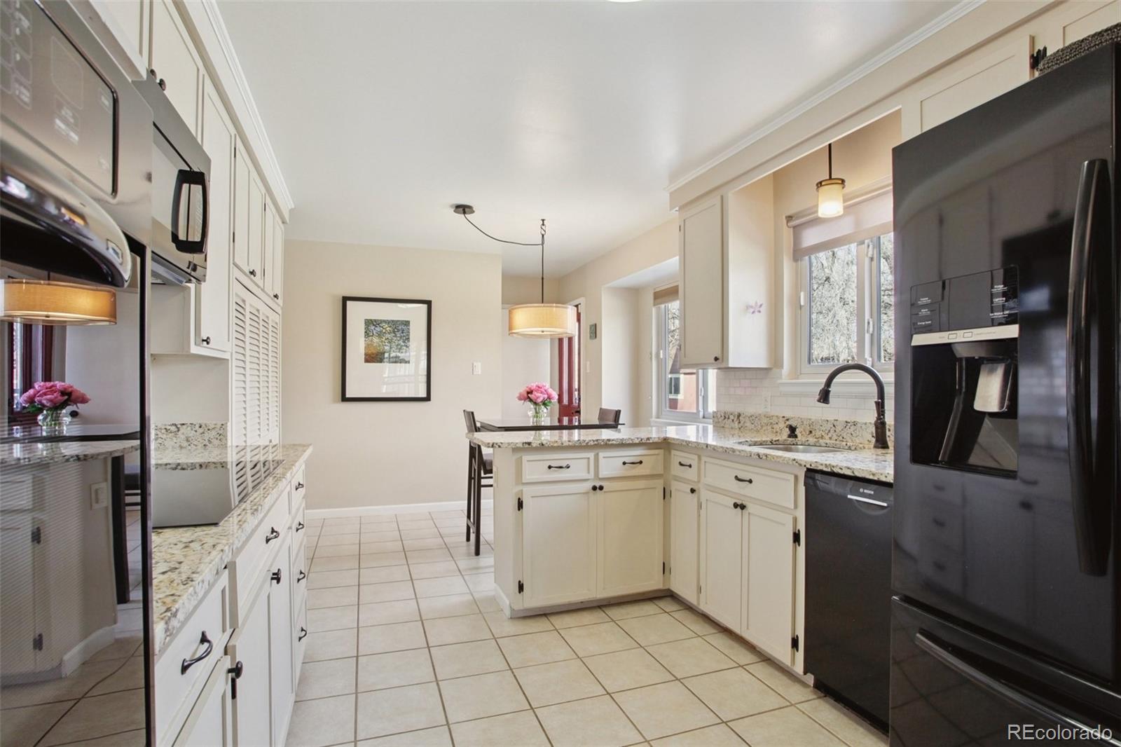 6266 S Valleyview Street Littleton CO 80120