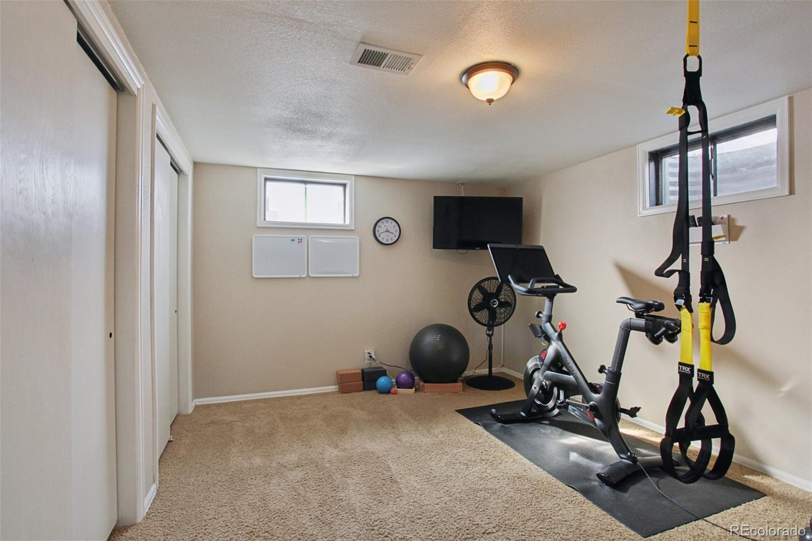 6266 S Valleyview Street Littleton CO 80120