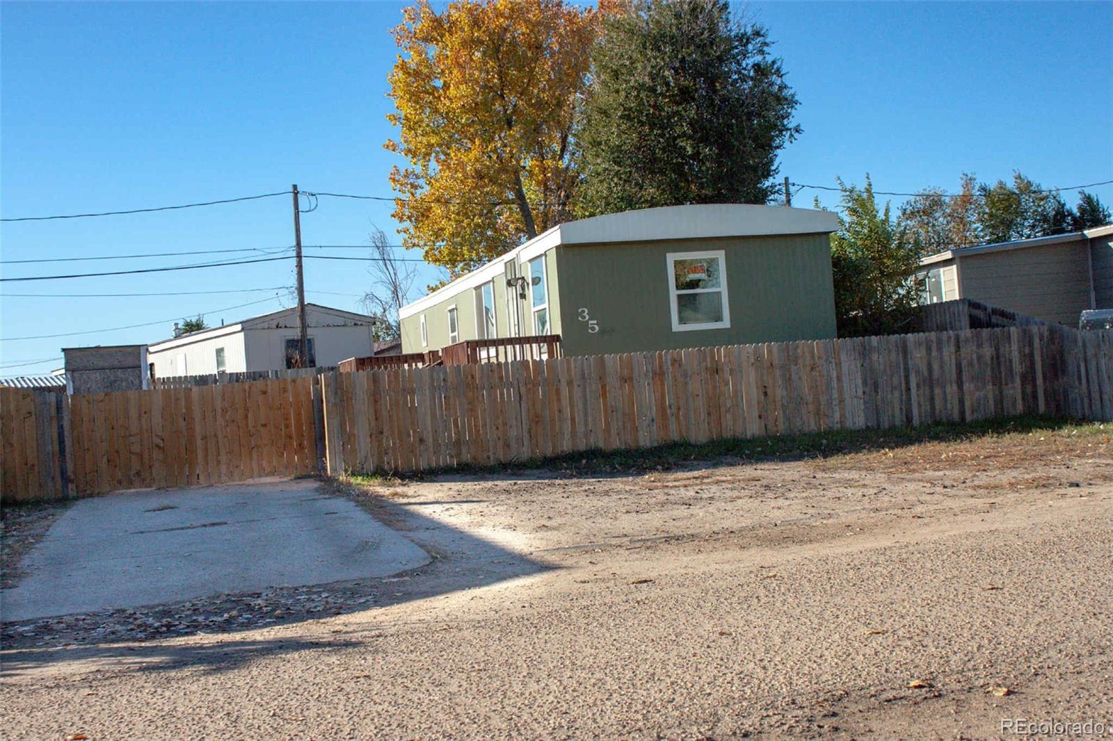 35 Royal M H Park Byers CO 80103