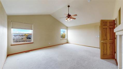 5904 S Ukraine Street Aurora CO 80015