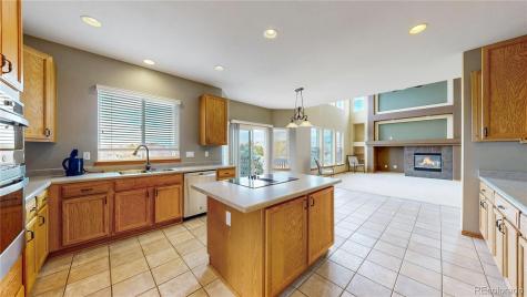 5904 S Ukraine Street Aurora CO 80015