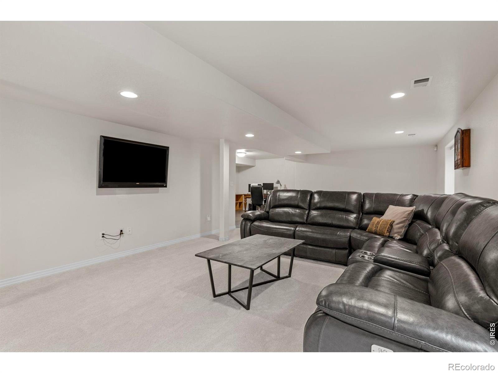 2517 Falcon Drive Longmont CO 80503