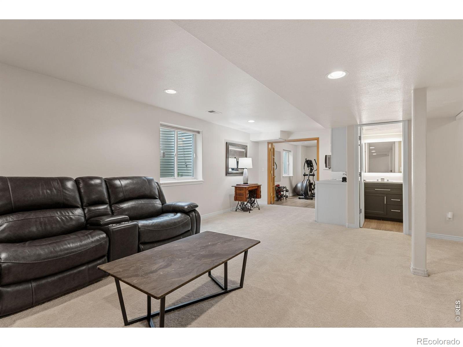 2517 Falcon Drive Longmont CO 80503