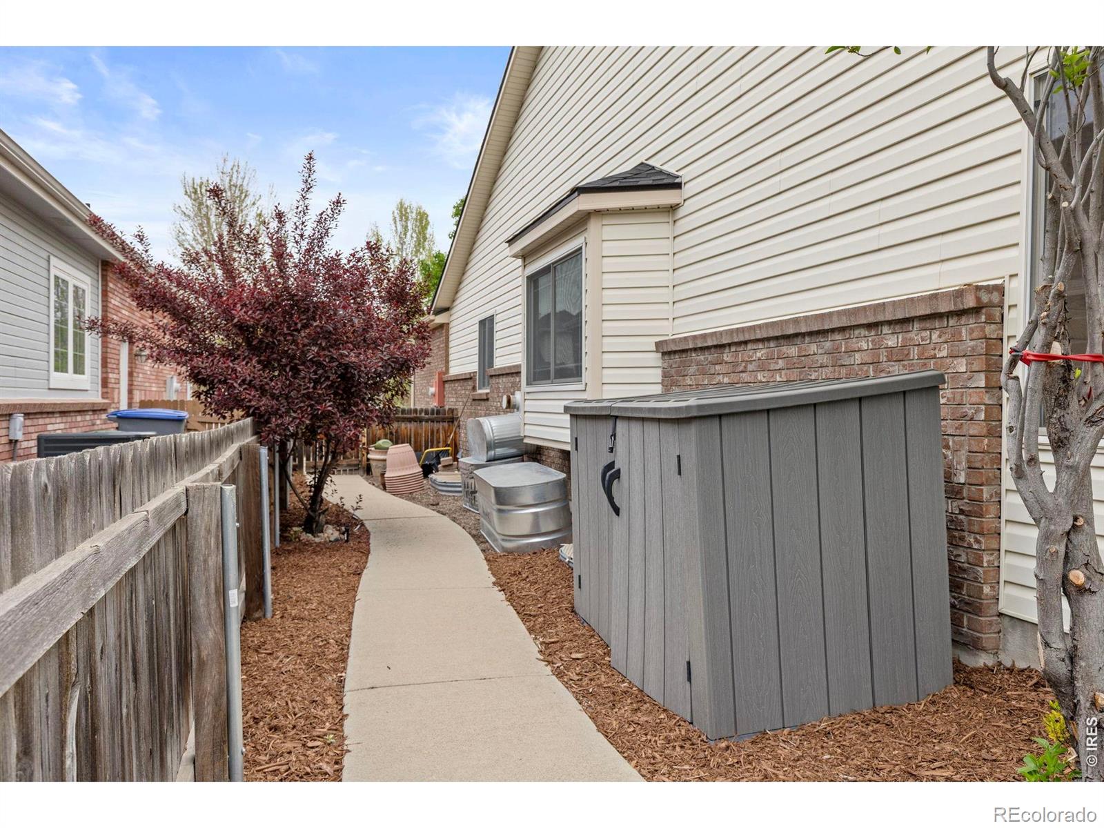 2517 Falcon Drive Longmont CO 80503