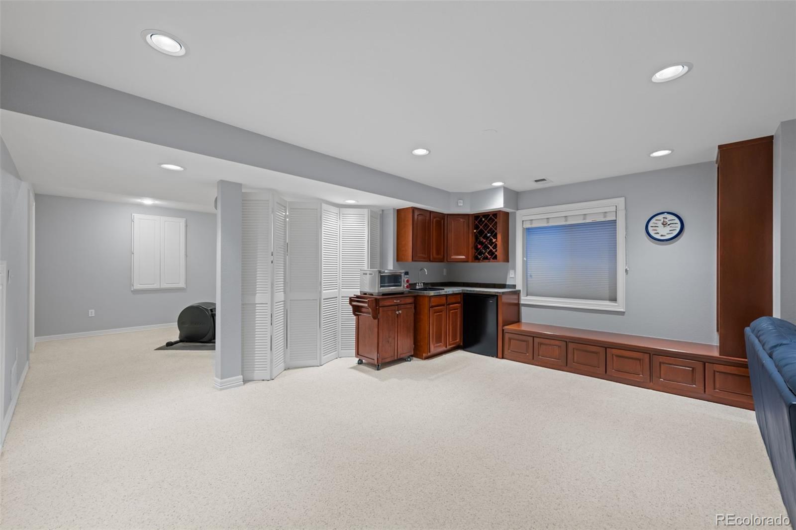1085 S Vine Street Denver CO 80209