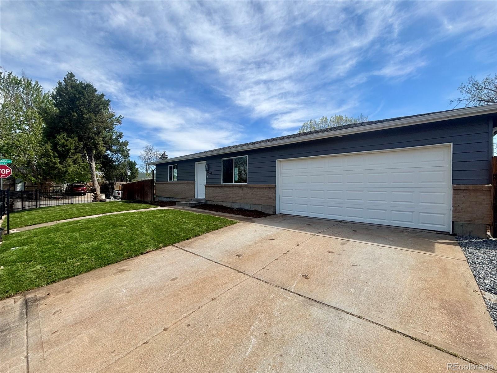 5564 Xapary Way Denver CO 80239